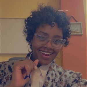 Meet your Posher, Shannon